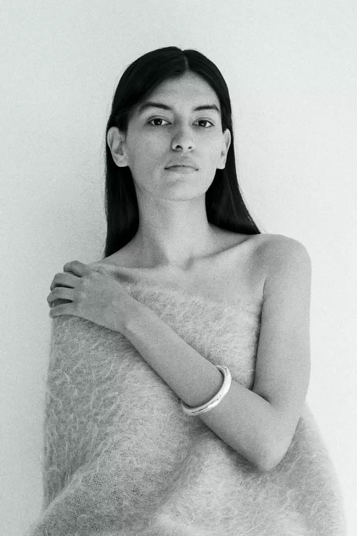 Sophie Buhai XL Circle Bangle Gift Guide 2 Sophie Buhai XL Circle Bangle Gift Guide