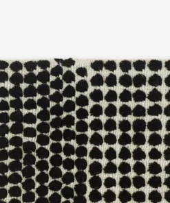 Kvadrat Semis Rug Furniture Lighting