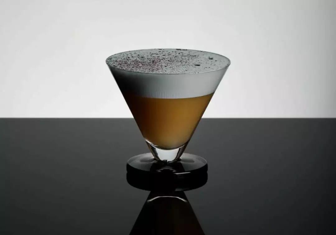 Tom Dixon Puck Cocktail Glass (Set Of 2) Home Living 3 Tom Dixon Puck Cocktail Glass (Set Of 2) Home Living