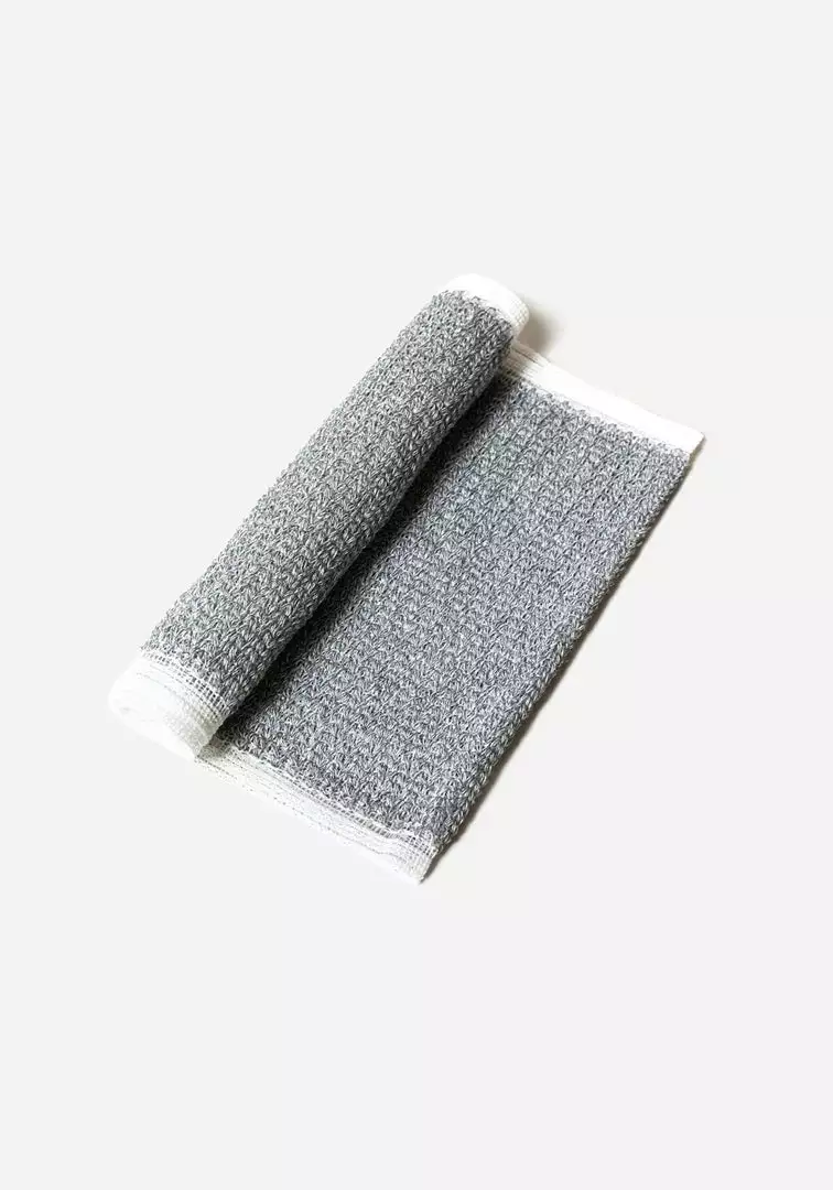 Morihata Binchotan Charcoal Body Scrub Towel Home Living 1 Morihata Binchotan Charcoal Body Scrub Towel Home Living
