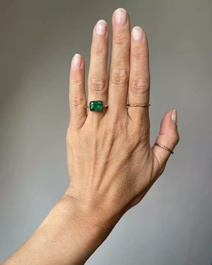 Jessica McCormack Button Back Emerald Ring - Emerald Cut East/West 3.73ct BWG Dream Gifts For Her 2 Jessica McCormack Button Back Emerald Ring - Emerald Cut East/West 3.73ct BWG Dream Gifts For Her