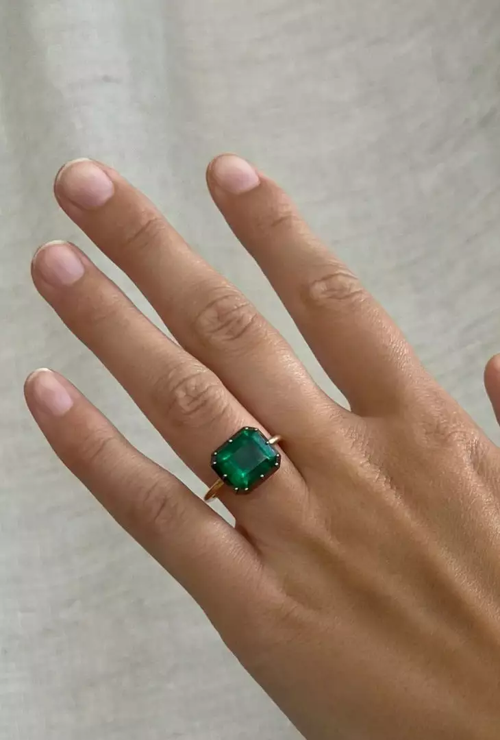 Jessica McCormack Button Back Emerald Ring - Emerald Cut East/West 3.73ct BWG Dream Gifts For Her 3 Jessica McCormack Button Back Emerald Ring - Emerald Cut East/West 3.73ct BWG Dream Gifts For Her