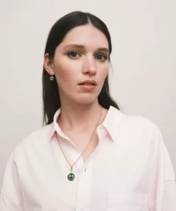 Jessica McCormack Happy Pendant - Smiley Face Oval Diamond Eyes Fashion Jewellery