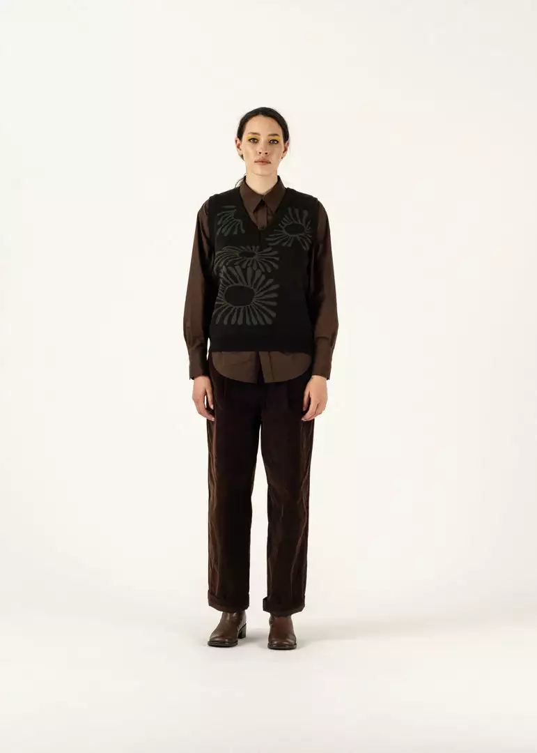 Penny Sage Anemone Vest - Bistre/Moss 2 Penny Sage Anemone Vest - Bistre/Moss