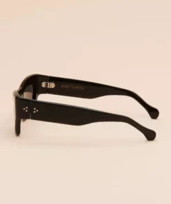 Port Tanger Ayreen - Black With Black Lens Accessories