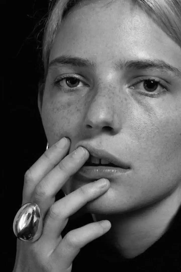 Sophie Buhai Fashion Jewellery Egg Ring 2 Sophie Buhai Fashion Jewellery Egg Ring